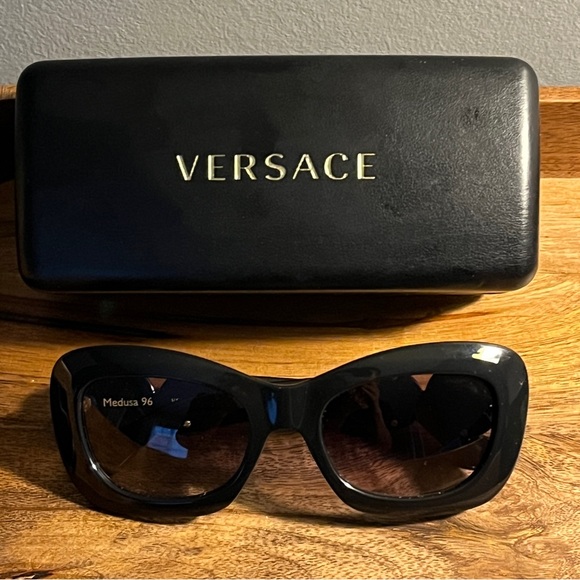 Authentic VERSACE Sunglasses - Picture 1 of 4